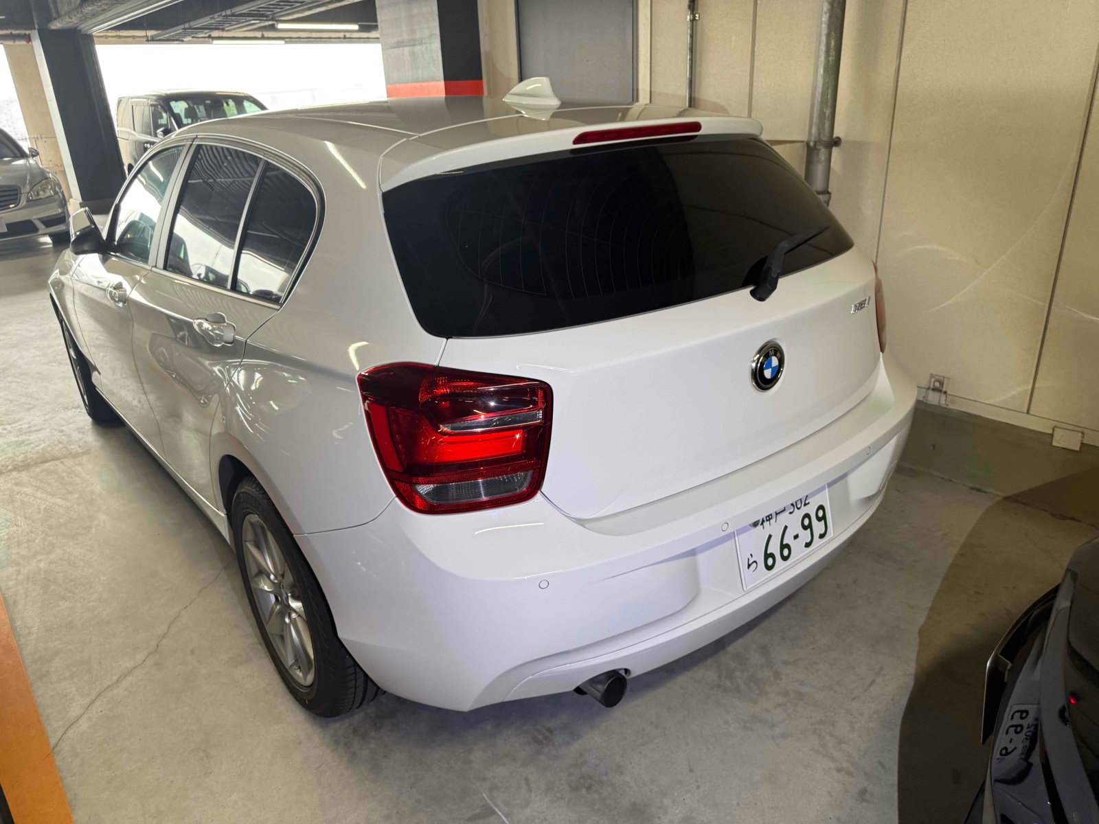 2015 BMW 1 SERIES 4 auction-graded Japanese used car for sale export to United Kingdom 