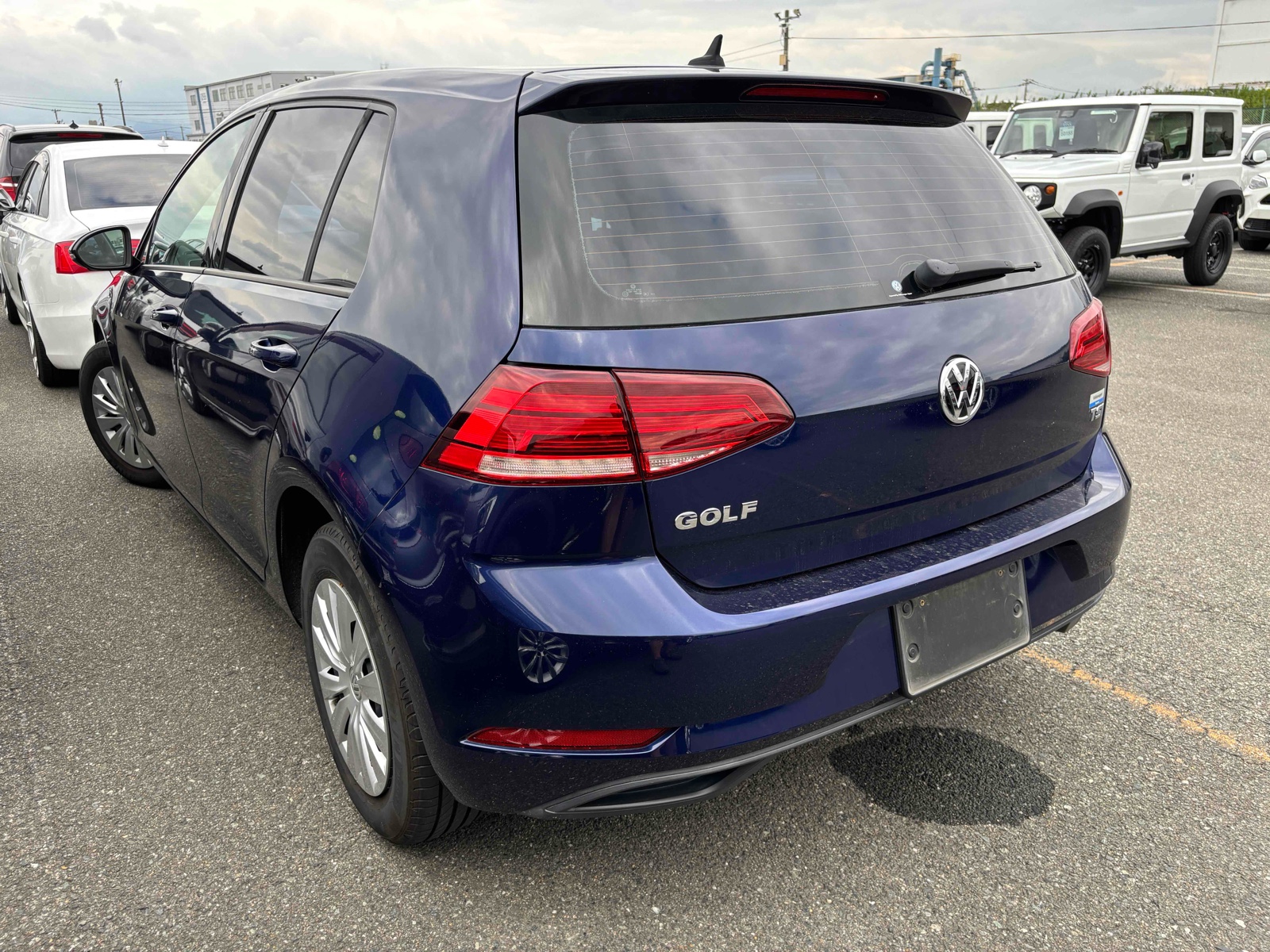 2017 VOLKSWAGEN GOLF