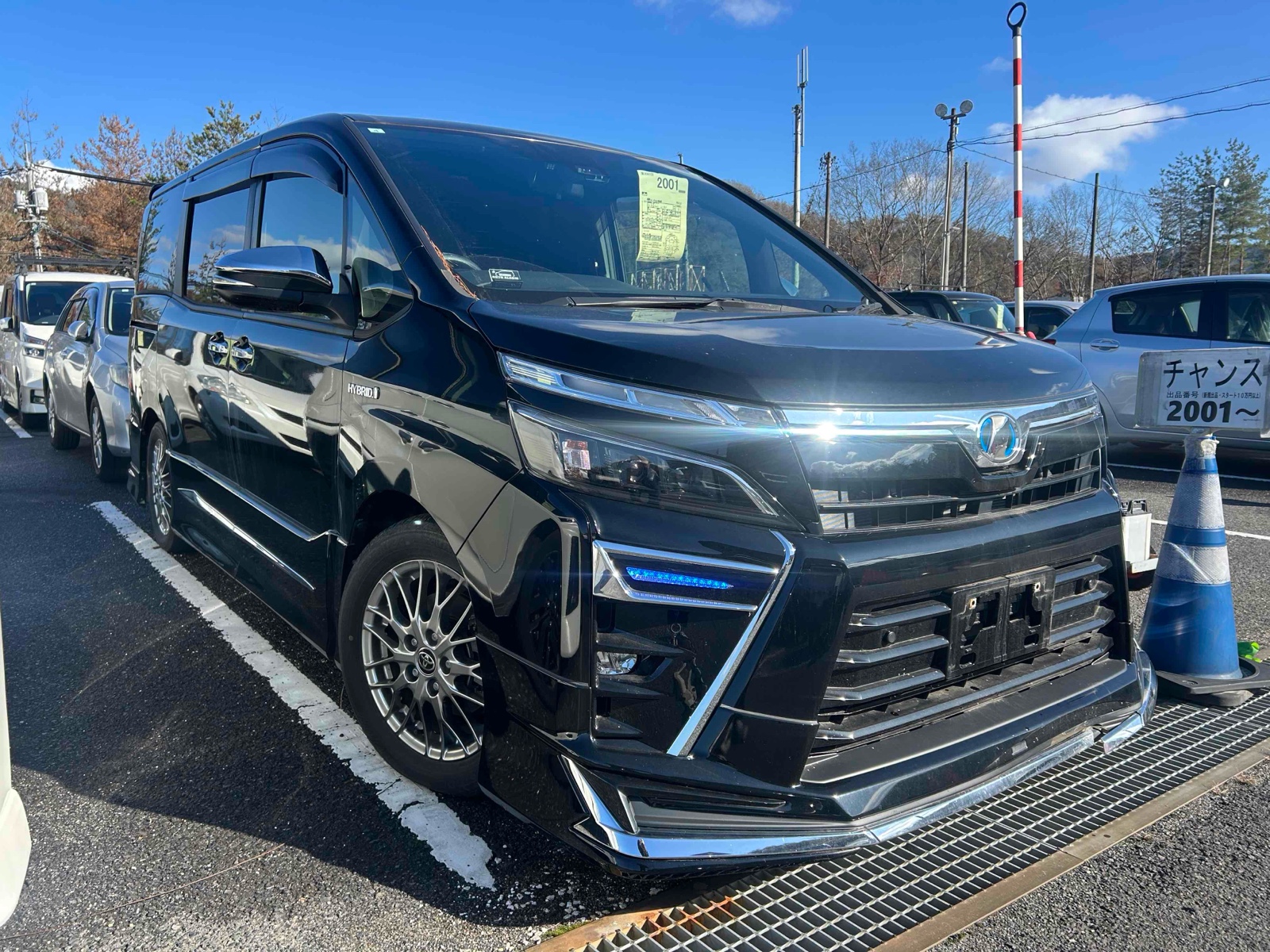 2019 TOYOTA VOXY R auction-graded Japanese used car for sale export to United Kingdom 