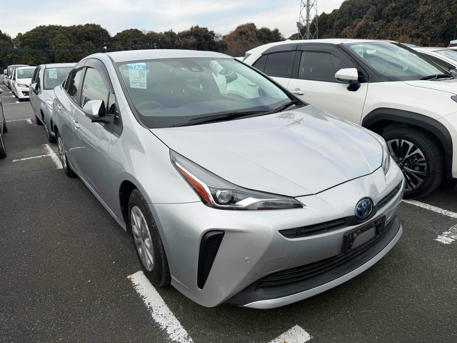 2020 TOYOTA PRIUS 3.5 auction-graded Japanese used car for sale export to United Kingdom 