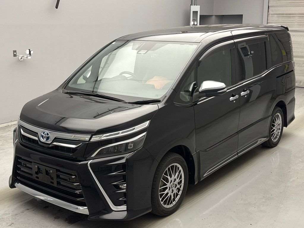 2020 TOYOTA VOXY