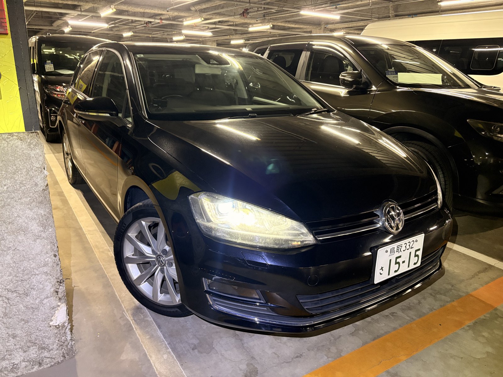 2013 VOLKSWAGEN GOLF 4 auction-graded Japanese used car for sale export to United Kingdom 