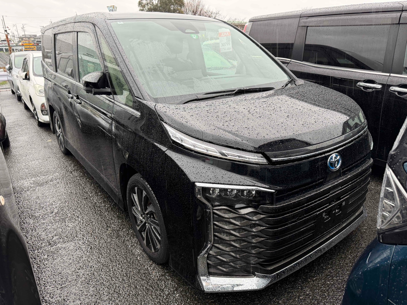 2024 TOYOTA VOXY R auction-graded Japanese used car for sale export to United Kingdom 