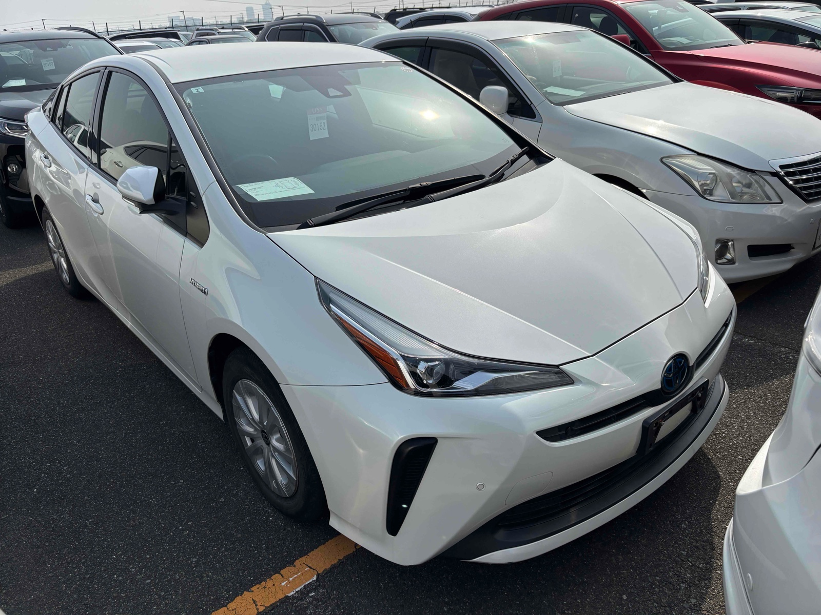2020 TOYOTA PRIUS 4 auction-graded Japanese used car for sale export to United Kingdom 