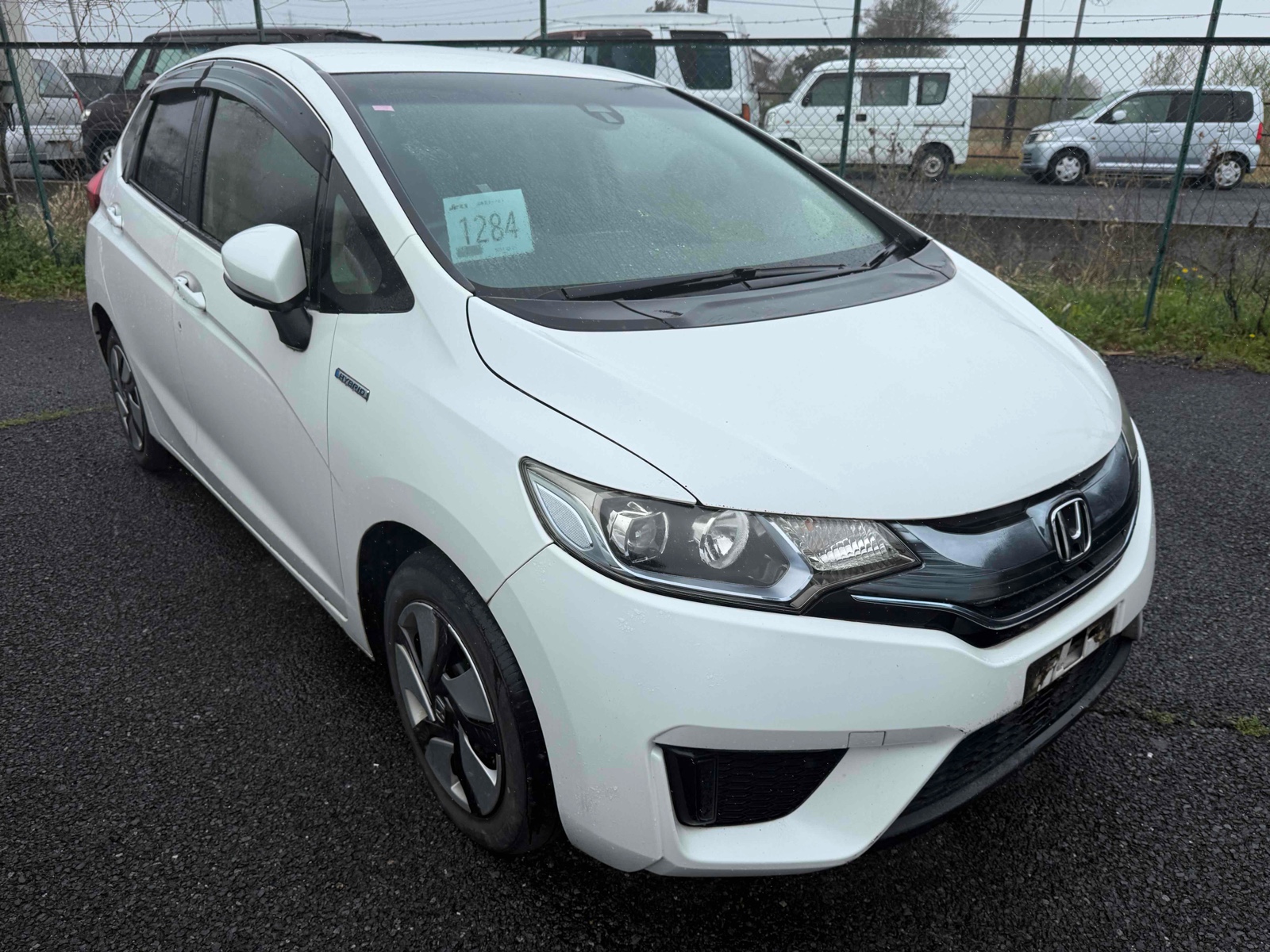 2015 HONDA FIT 3.5 auction-graded Japanese used car for sale export to United Kingdom 