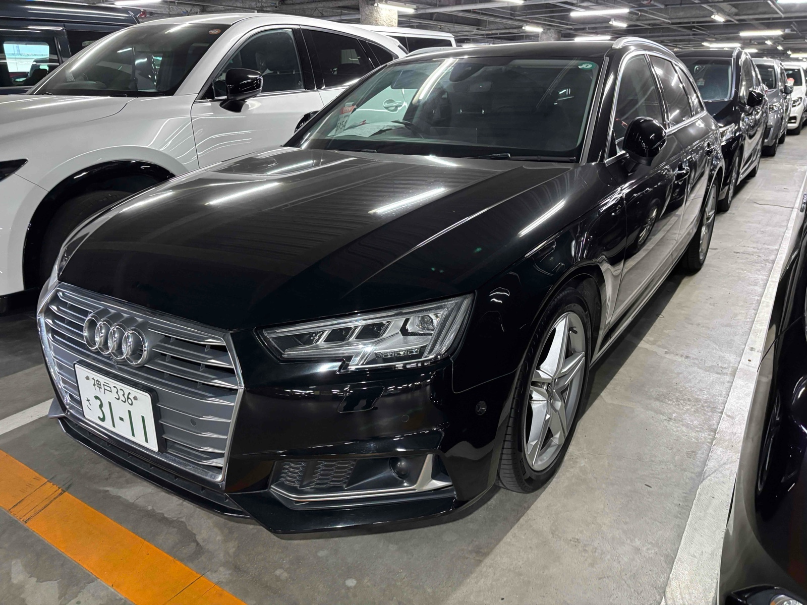 2019 AUDI A4 AVANT 4.5 auction-graded Japanese used car for sale export to United Kingdom 
