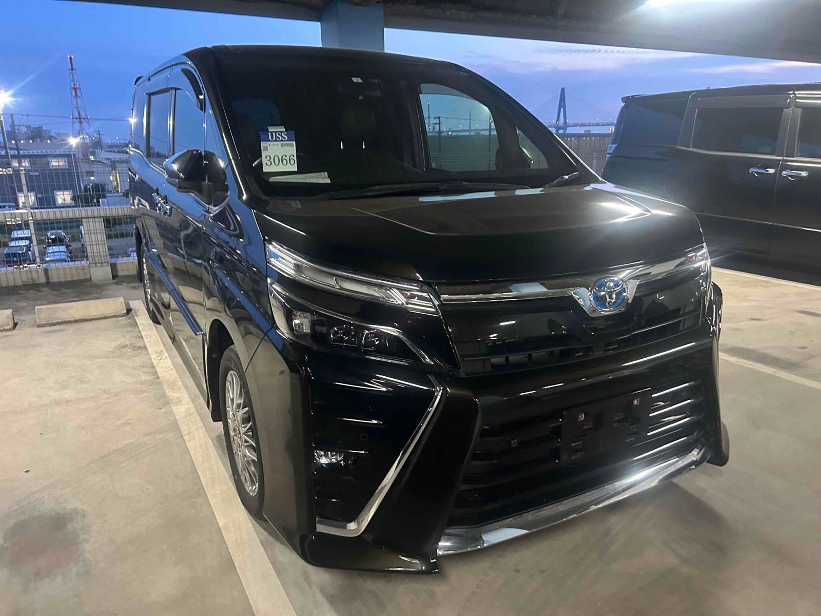 2021 TOYOTA VOXY R auction-graded Japanese used car for sale export to United Kingdom 