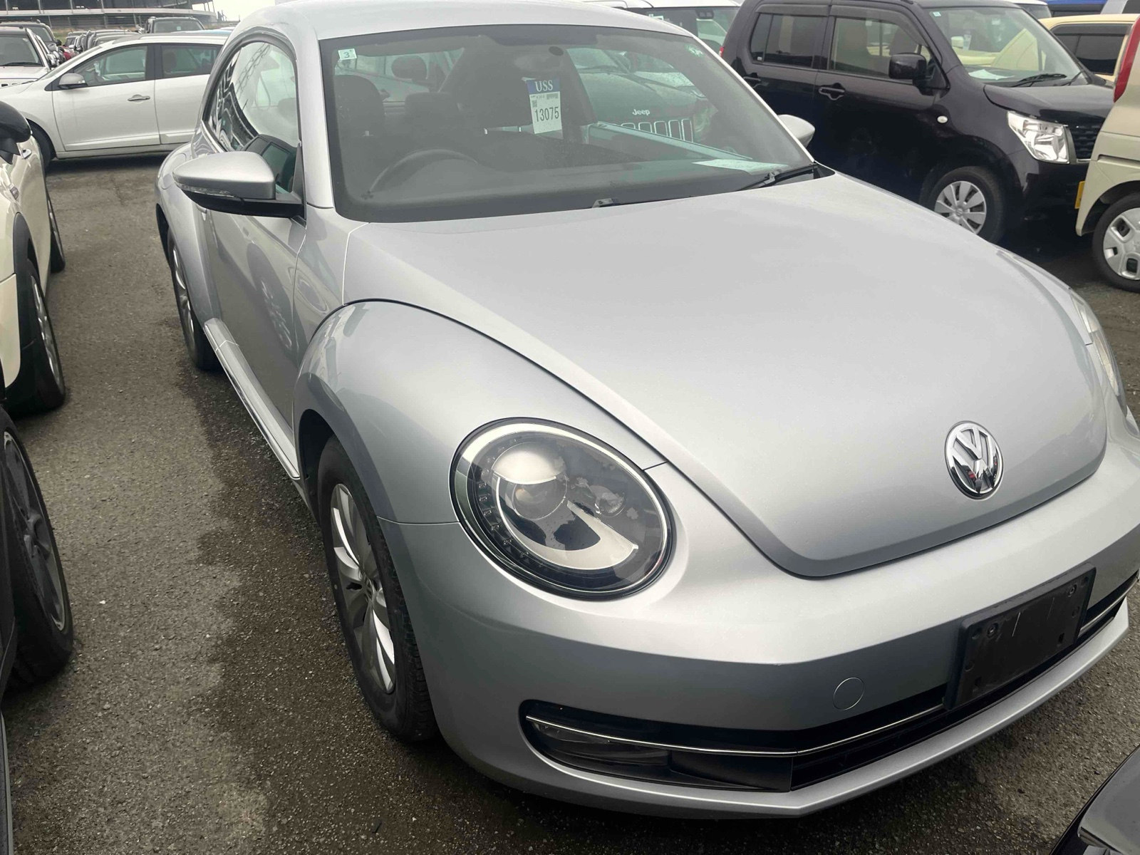 2014 VOLKSWAGEN THE BEETLE 4.5 auction-graded Japanese used car for sale export to United Kingdom 