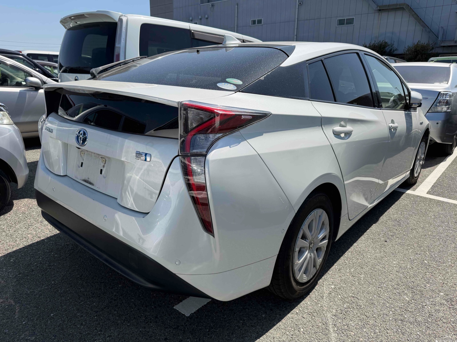 2018 TOYOTA PRIUS 4 auction-graded Japanese used car for sale export to United Kingdom 