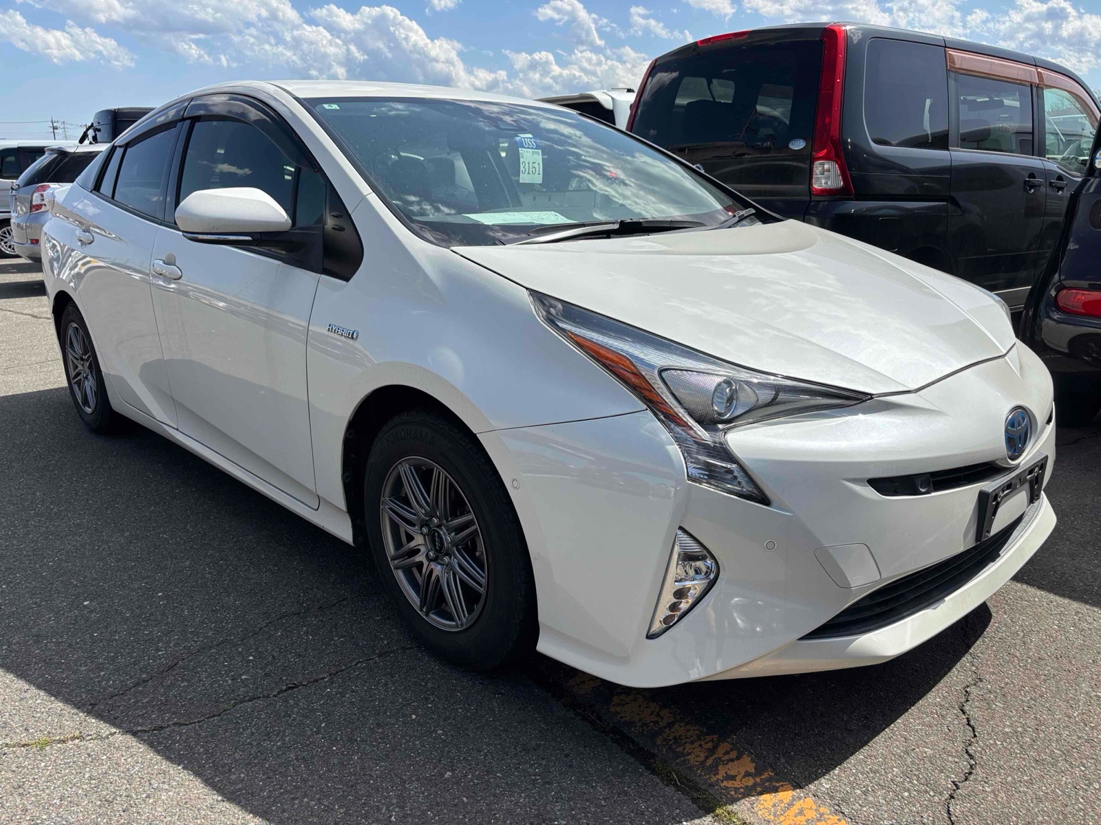 2017 TOYOTA PRIUS RA auction-graded Japanese used car for sale export to United Kingdom 