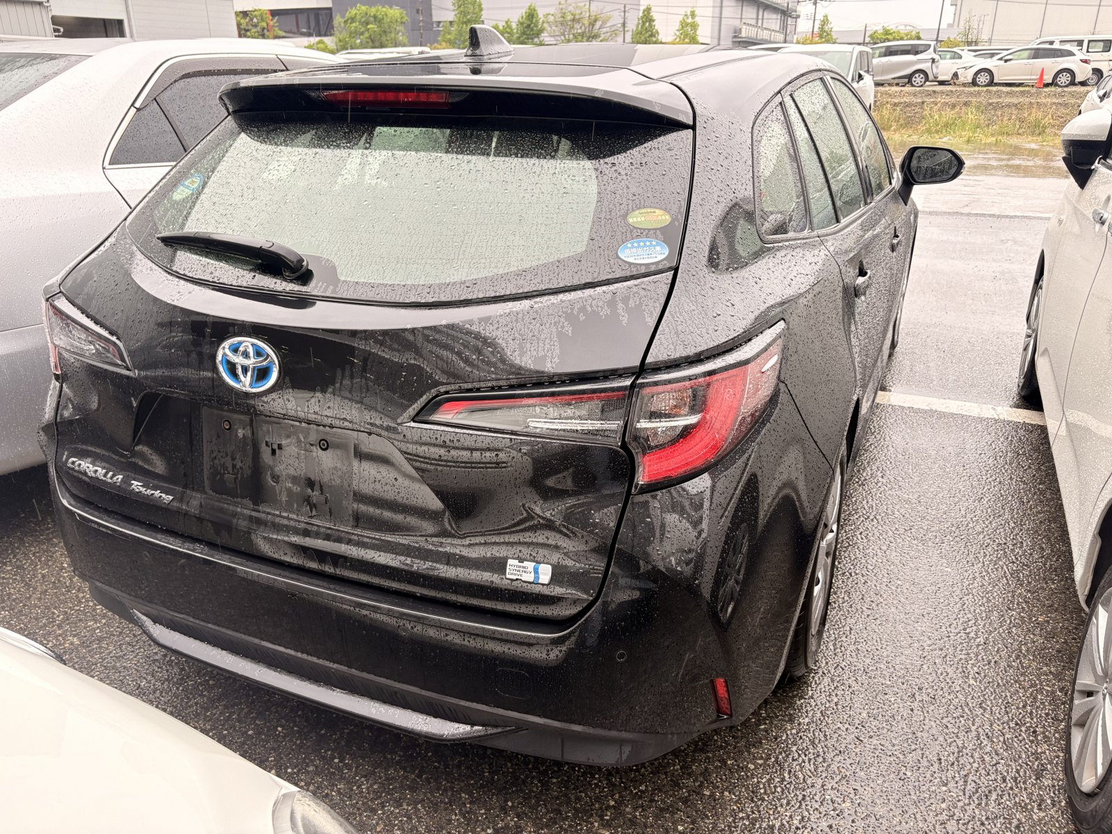 2020 TOYOTA COROLLA TOURING 3 auction-graded Japanese used car for sale export to United Kingdom 