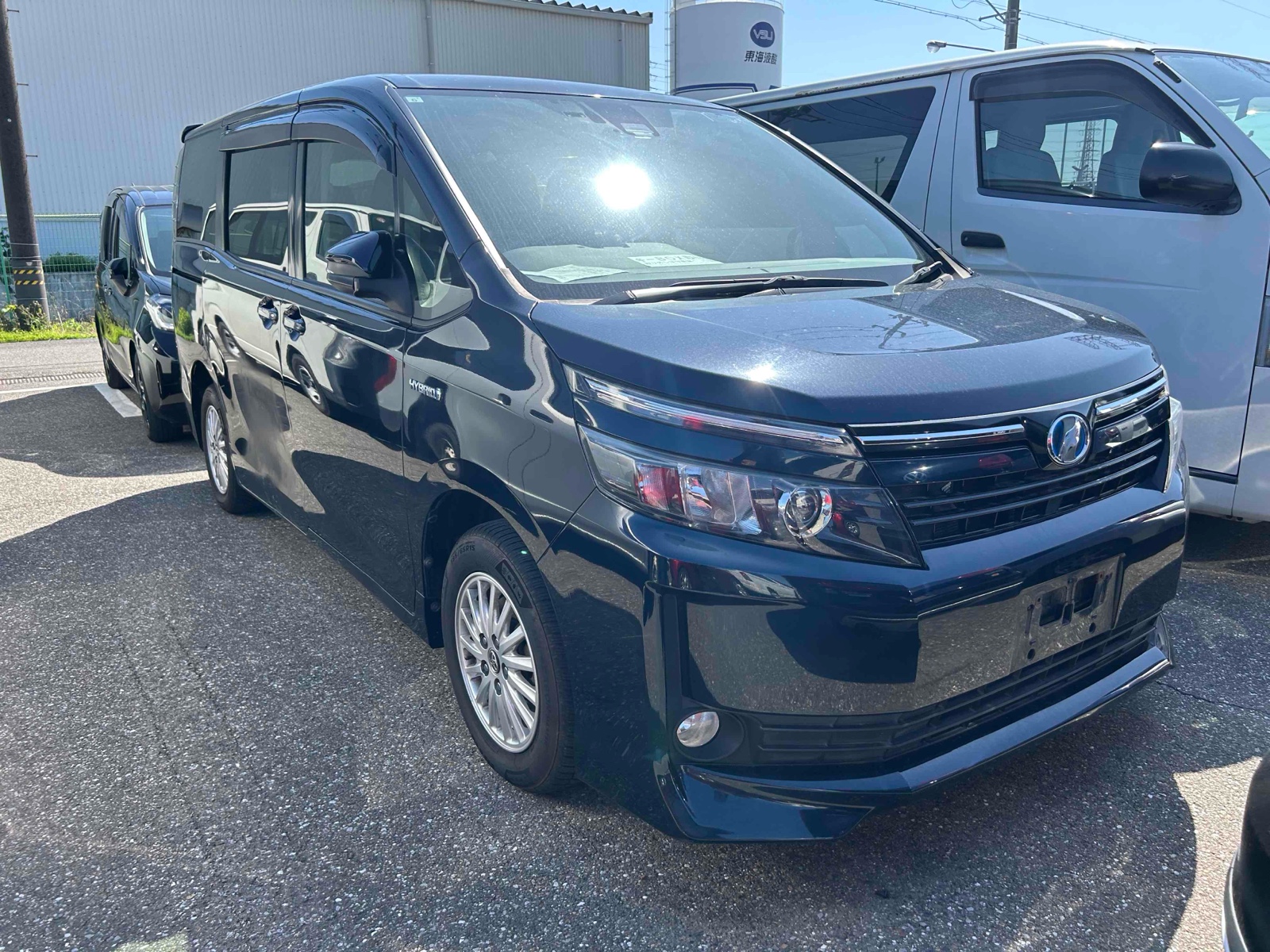 2017 TOYOTA VOXY 3.5 auction-graded Japanese used car for sale export to United Kingdom 