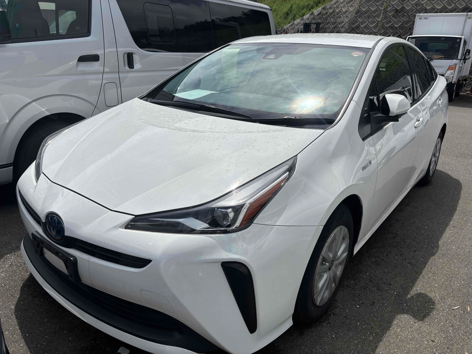 2019 TOYOTA PRIUS 4 auction-graded Japanese used car for sale export to United Kingdom 