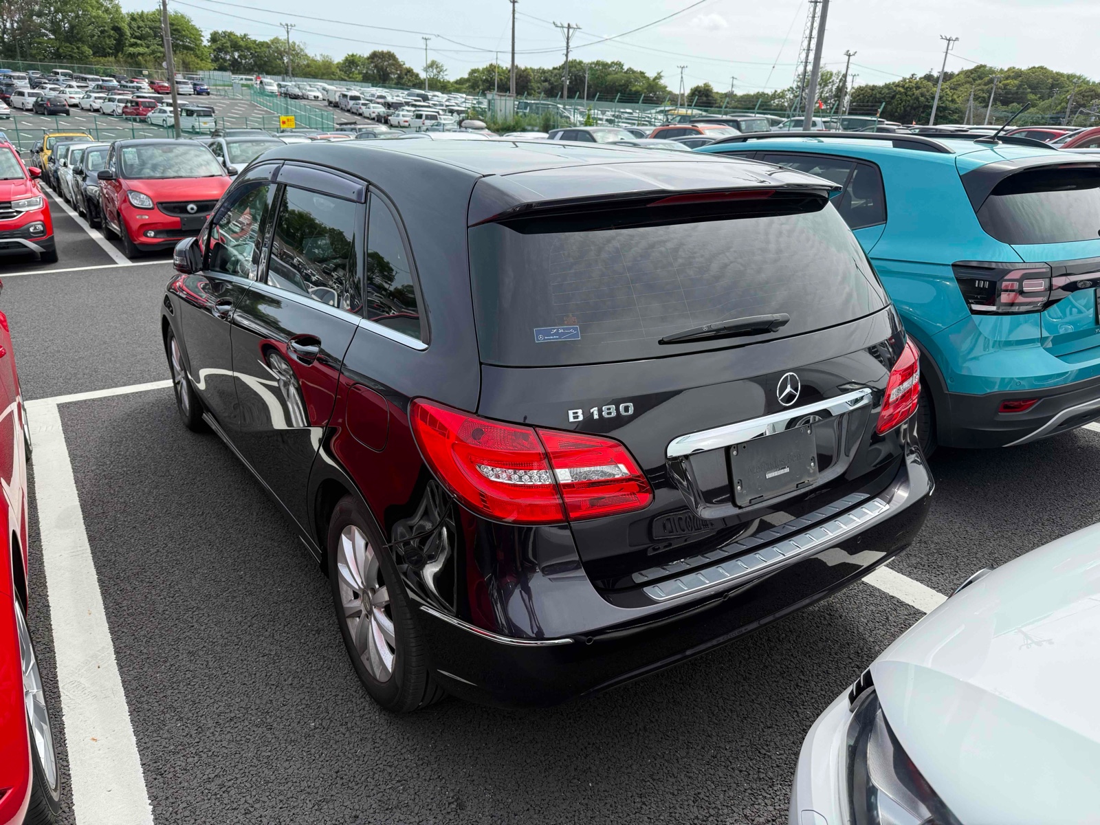 2013 MERCEDES BENZ B CLASS 4.5 auction-graded Japanese used car for sale export to United Kingdom 
