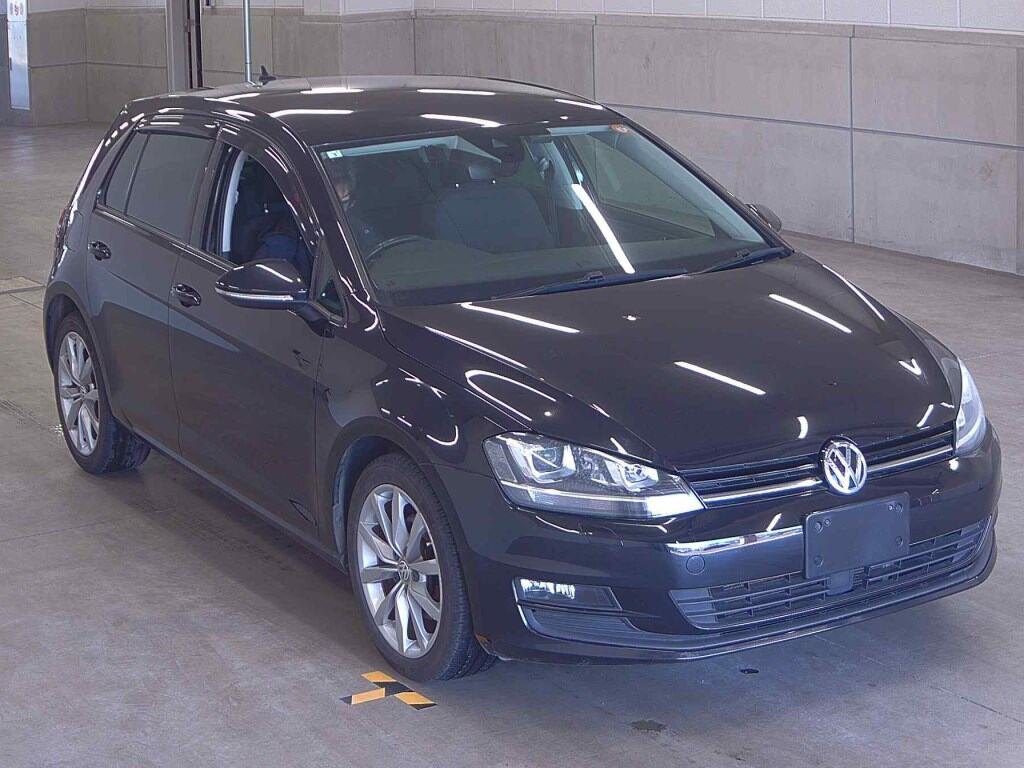 2017 VOLKSWAGEN GOLF