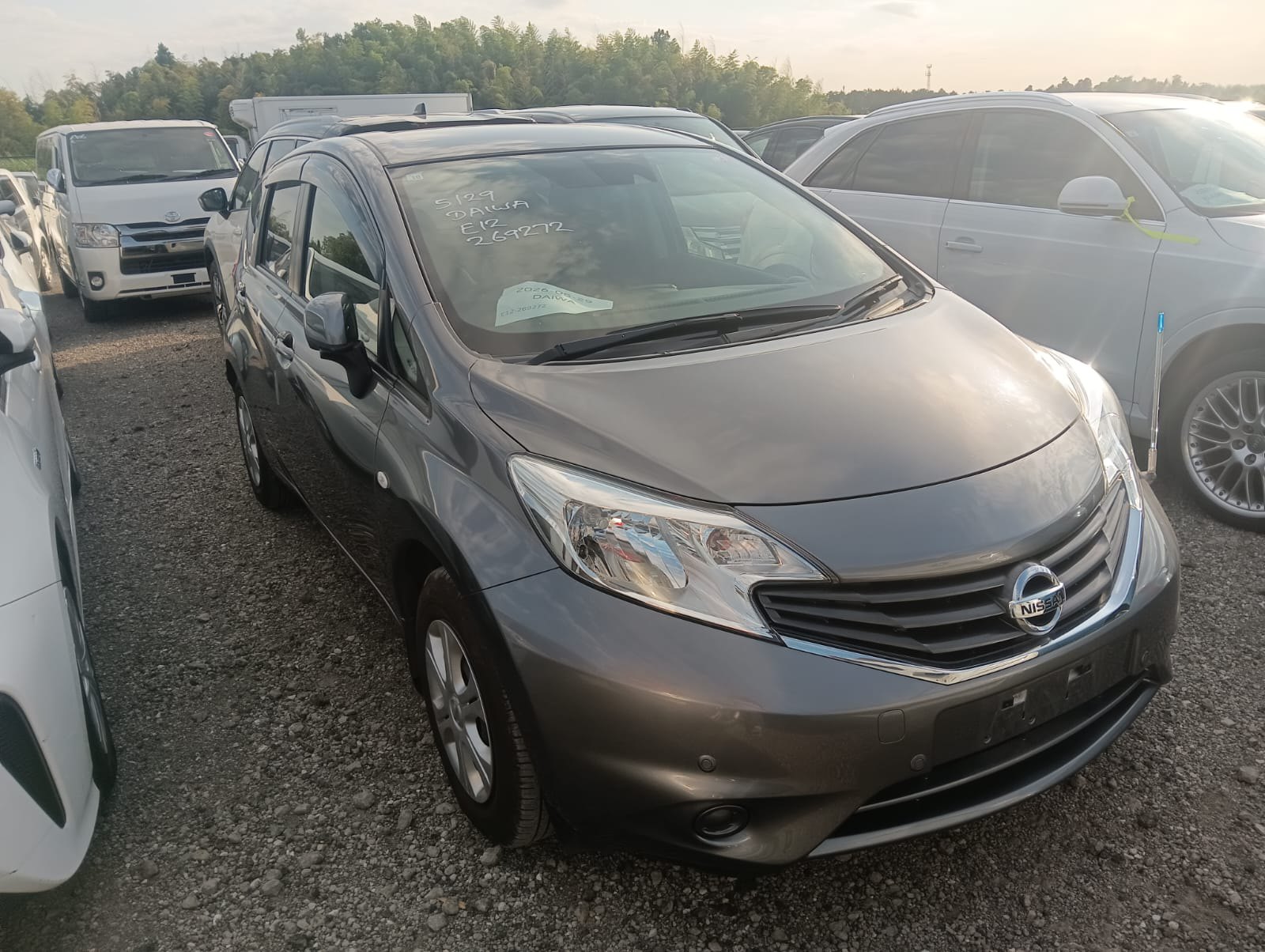 2014 NISSAN NOTE 4 auction-graded Japanese used car for sale export to United Kingdom 
