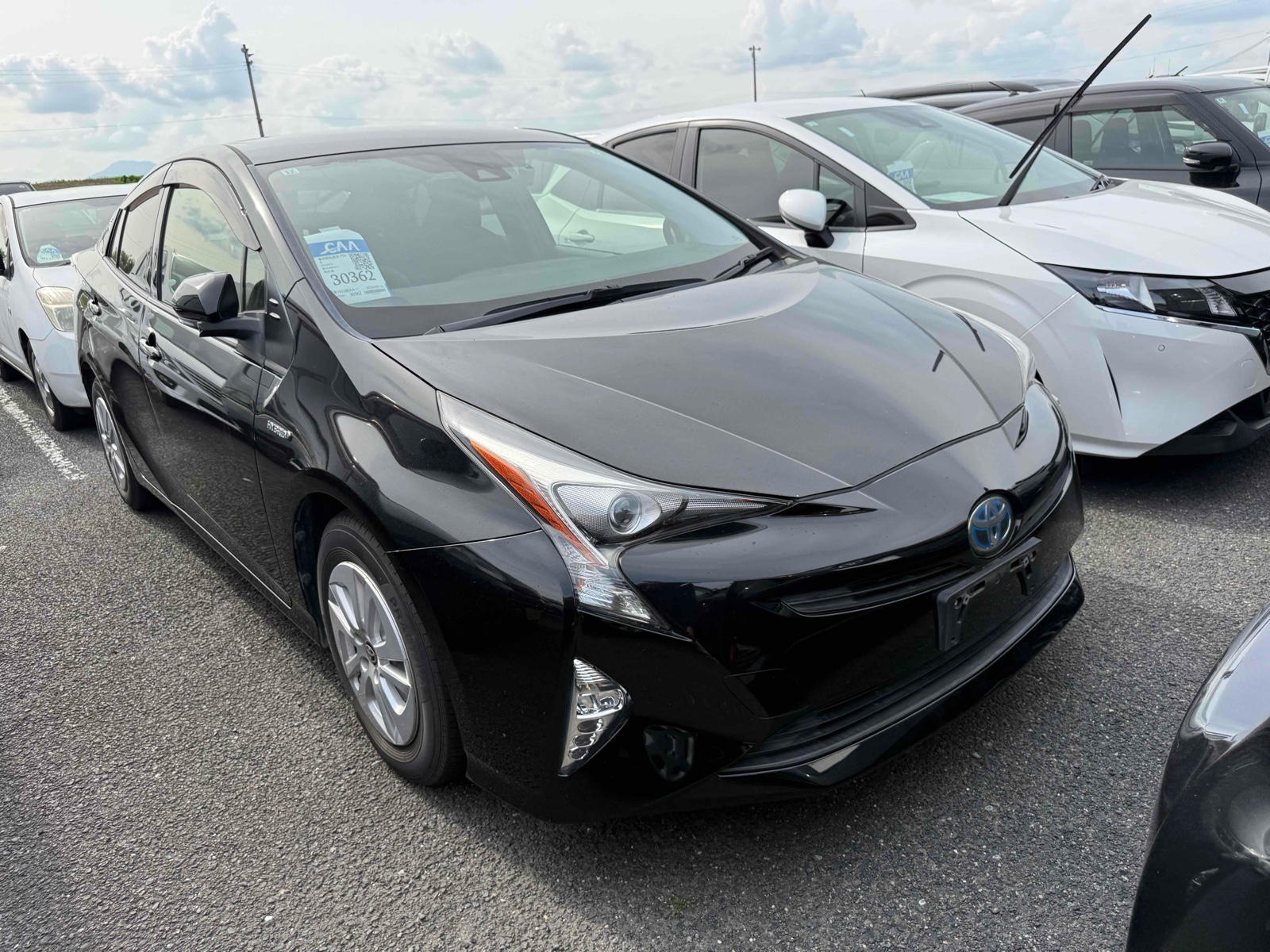 2017 TOYOTA PRIUS