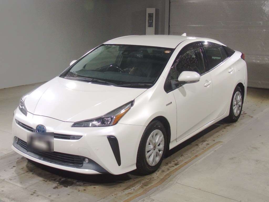 2019 TOYOTA PRIUS 4 auction-graded Japanese used car for sale export to United Kingdom 