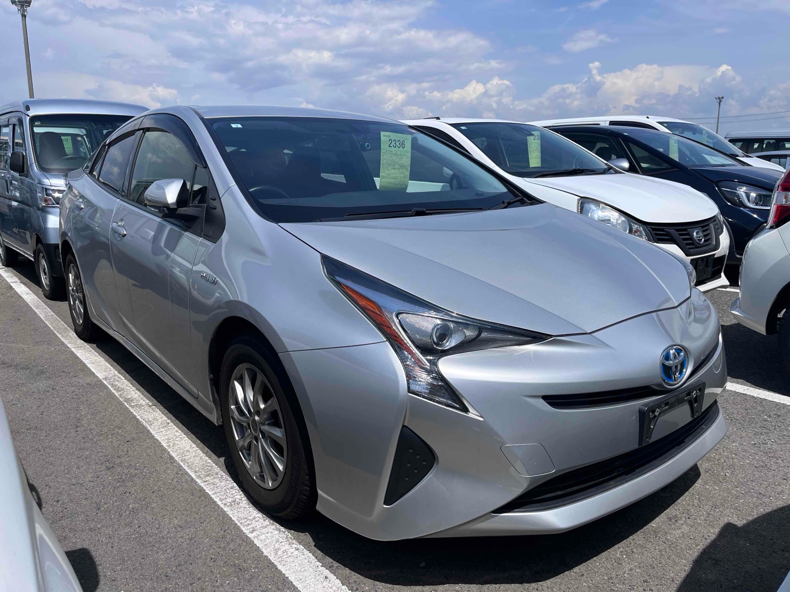 2017 TOYOTA PRIUS