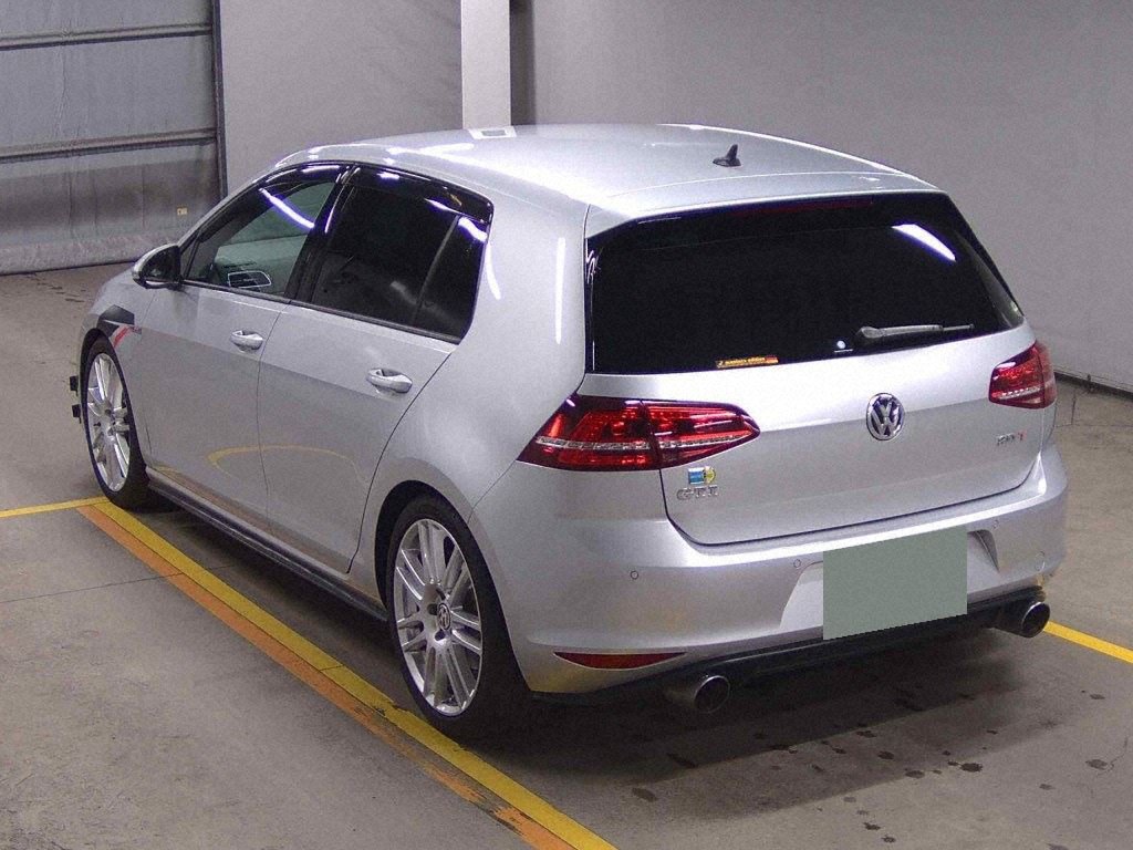 2015 VOLKSWAGEN GOLF GTI 4.5 auction-graded Japanese used car for sale export to United Kingdom 