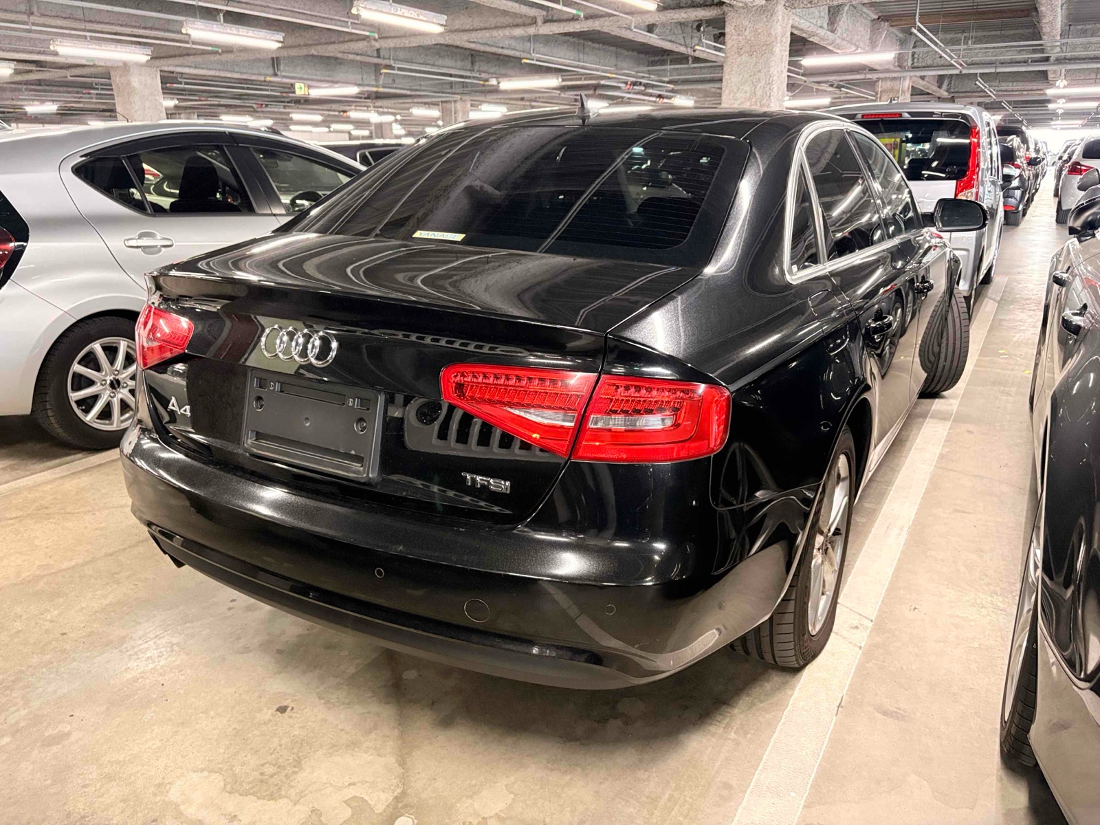 2015 AUDI A4 4 auction-graded Japanese used car for sale export to United Kingdom 
