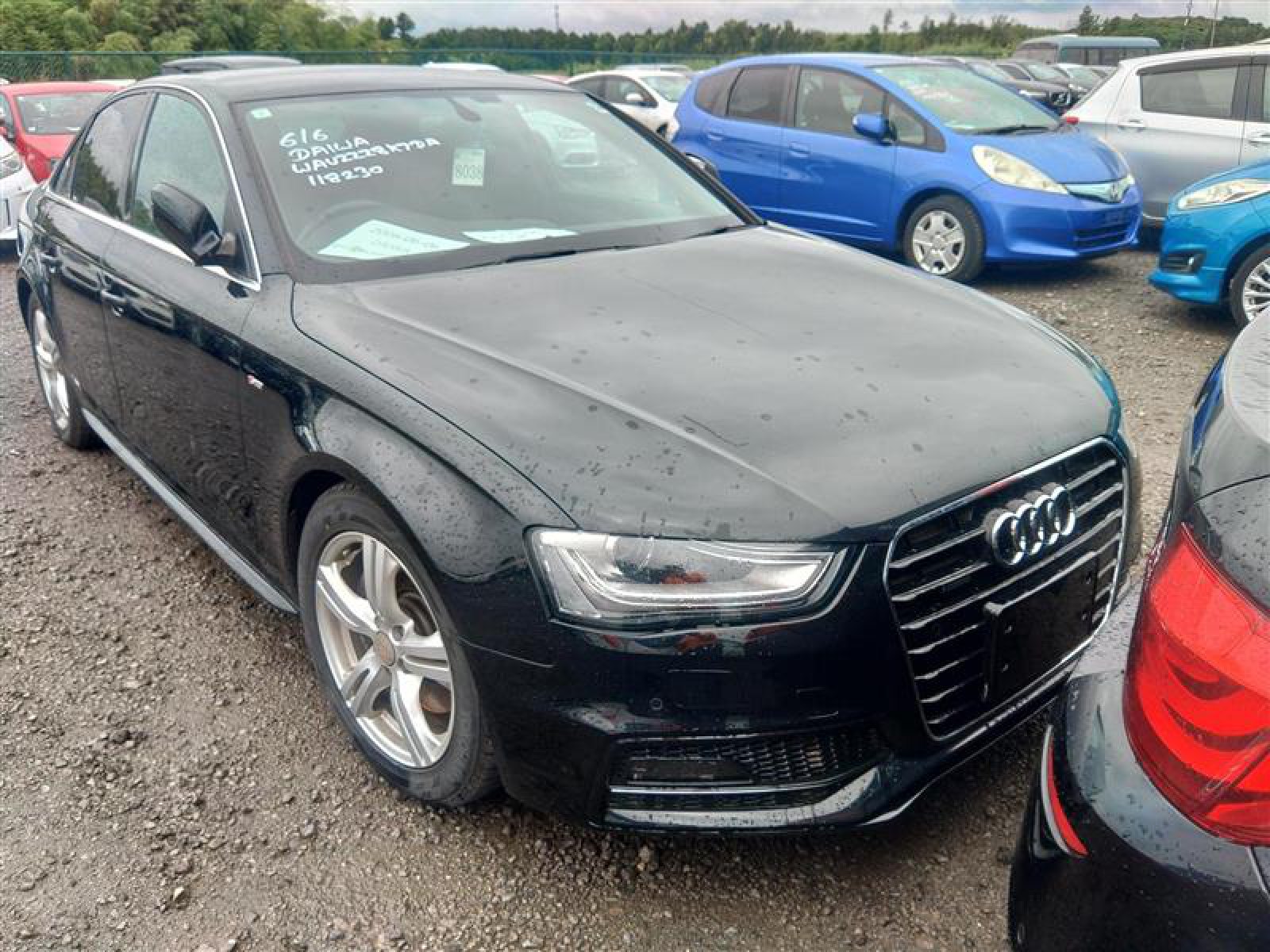 2013 AUDI A4 4 auction-graded Japanese used car for sale export to United Kingdom 