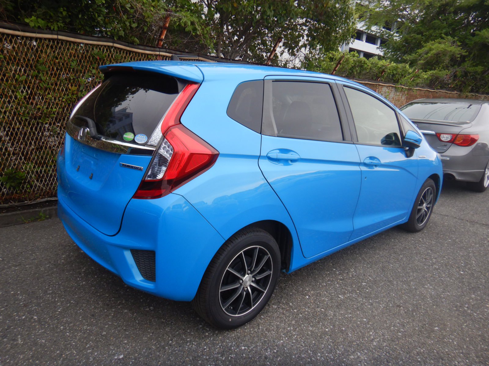2015 HONDA FIT 4 auction-graded Japanese used car for sale export to United Kingdom 