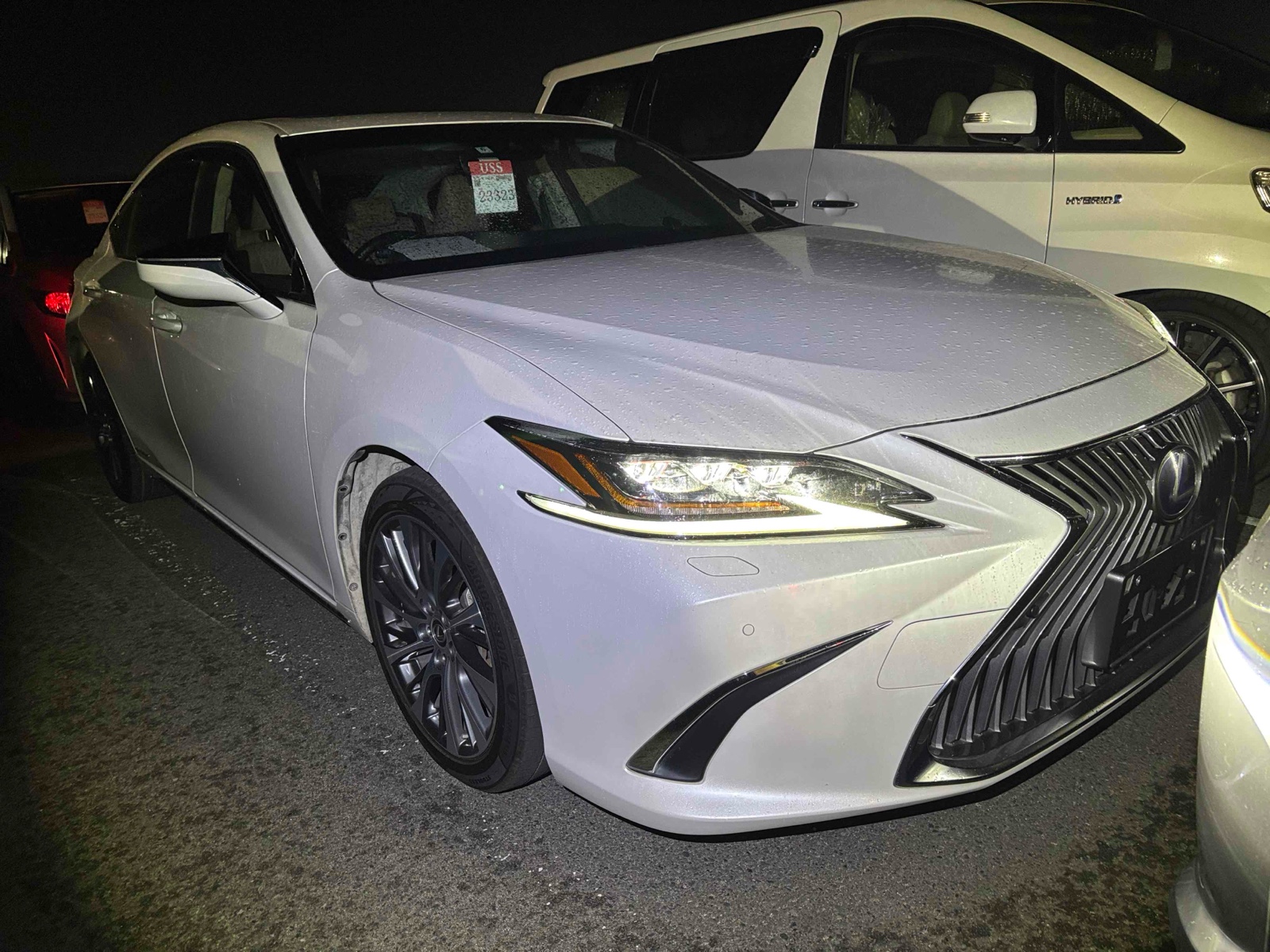 2020 LEXUS ES
