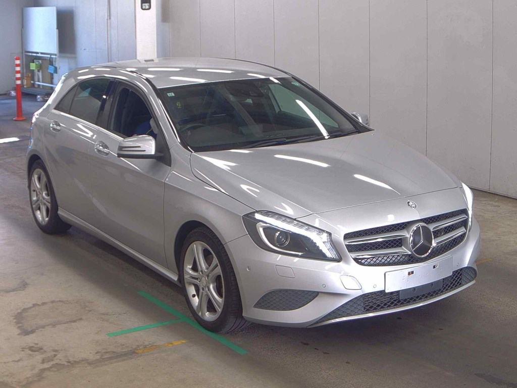 2015 MERCEDES BENZ A CLASS 4 auction-graded Japanese used car for sale export to United Kingdom 
